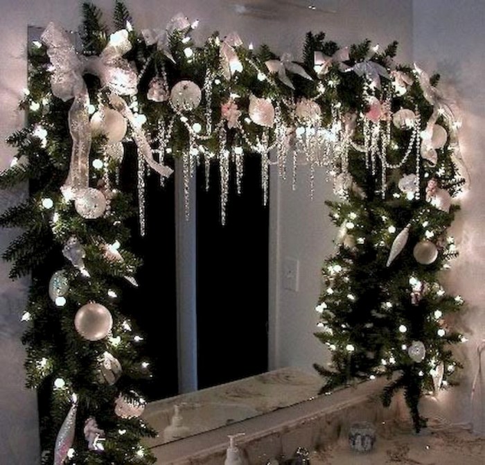 Christmas mirror decoration ideas