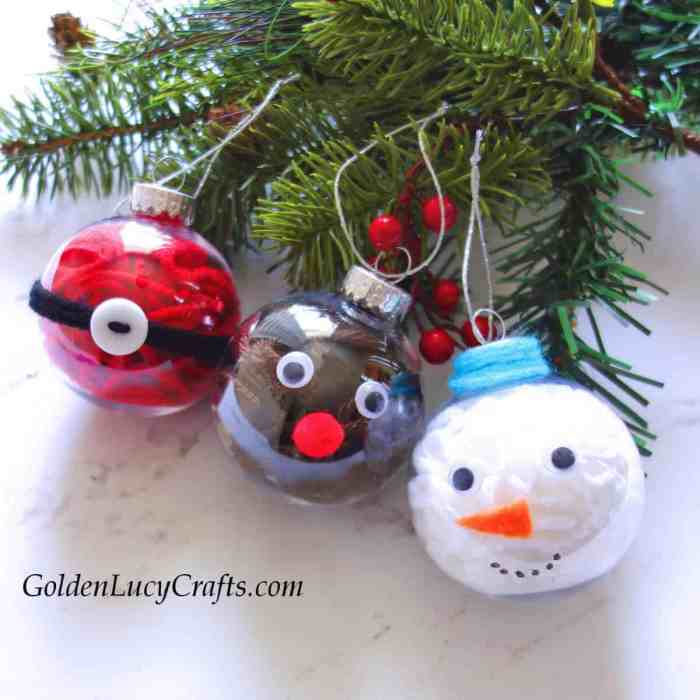 Christmas ornaments ball ornament crafts handprint decorate clear ideas balls diy glittered simple decorations glitter adorable make using sweet do